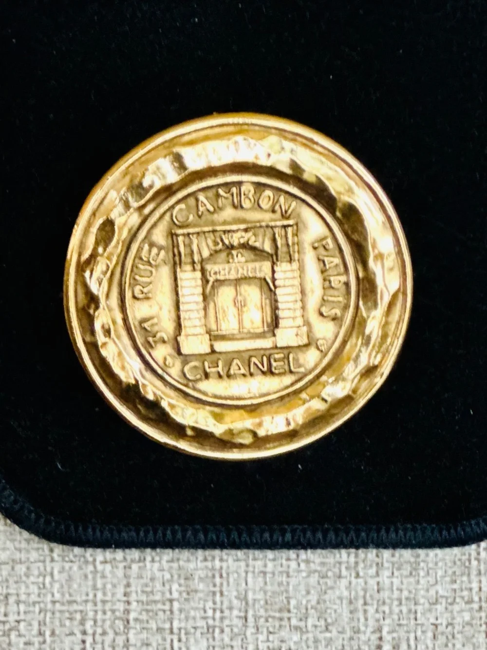 Jewelry, Chanel Medallion Brooch
